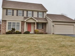 25 Sedgefield Ct, Rochester, NY 14622