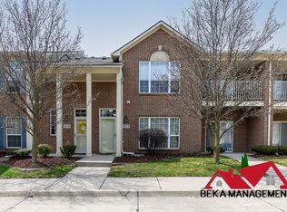 517 Mulberry St, Wyandotte, MI 48192