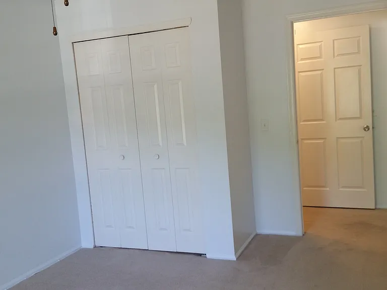 1138 Sycamore Ln — Photo 11