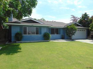 5317 Peppertree Ln, Bakersfield, CA 93309