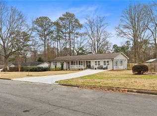 1845 Evergreen Ln, Alpharetta, GA 30009