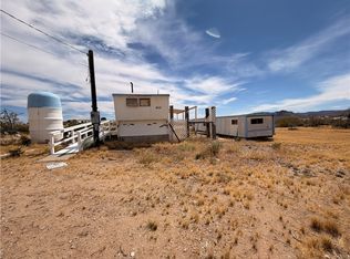 6112 W Gladys Dr, Golden Valley, AZ 86413