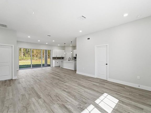 5th image of 13205 SW 65th Cir