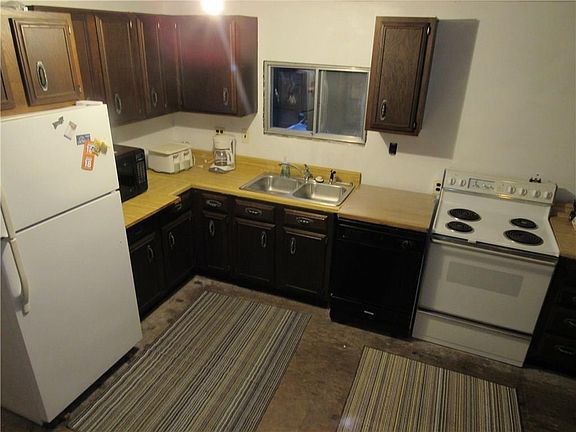 4th image of 6007 Pine Haven Ln