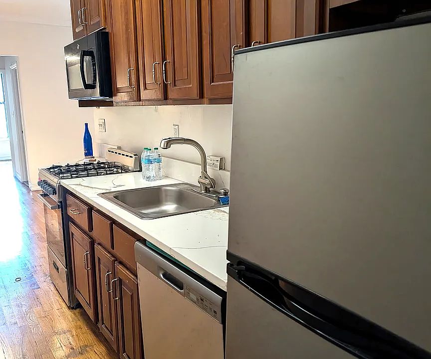1st image of 214 W 104th St APT 2B