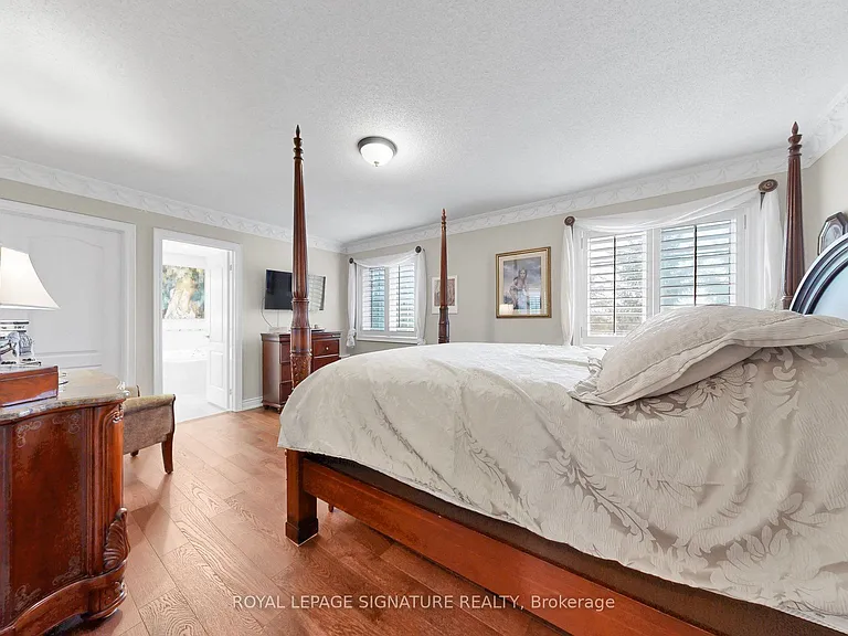 1590 Hallstone Rd — Photo 31