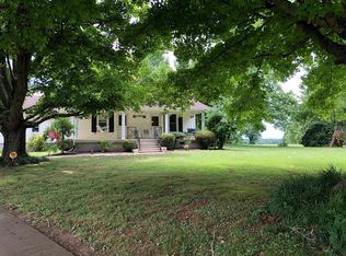 3264 Burgess Gower Rd, Cedar Hill, TN 37032