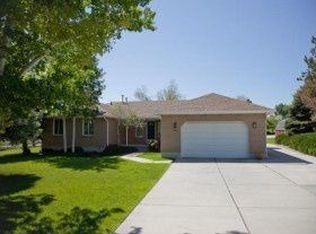 2103 W Surrey Cir, Salt Lake City, UT 84129