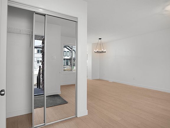 4th image of 21139 25th Ave NW