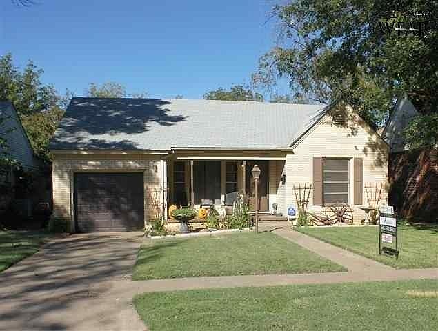 1st image of 1808 McGregor Ave
