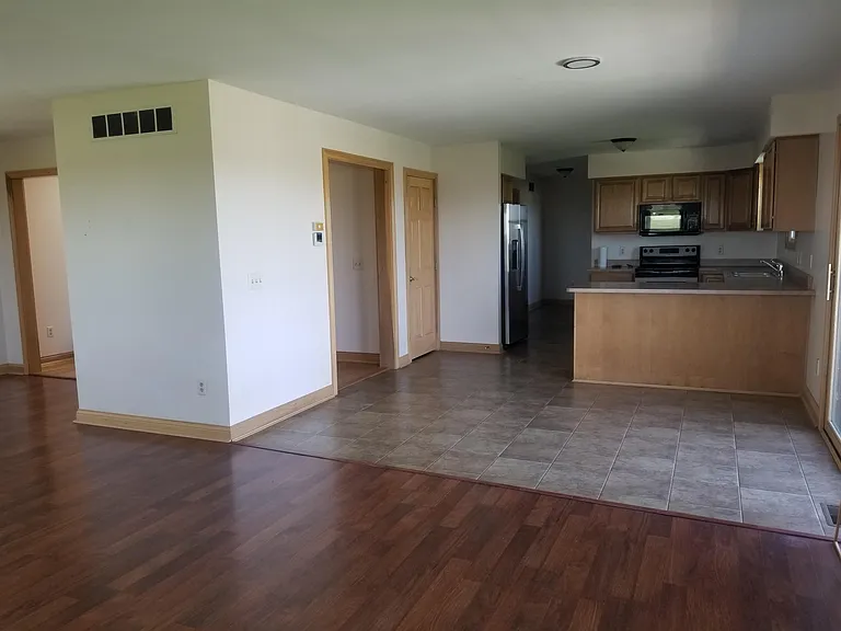 15047B Porter Rd — Photo 9