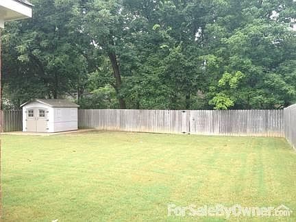2nd image of 1667 Newton Oak Cir W