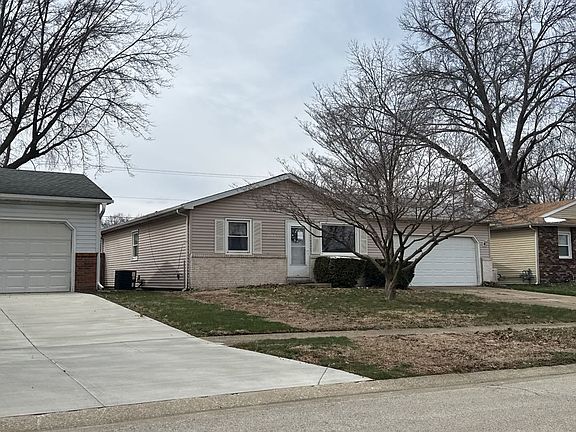3rd image of 2043 Scarbrough Rd