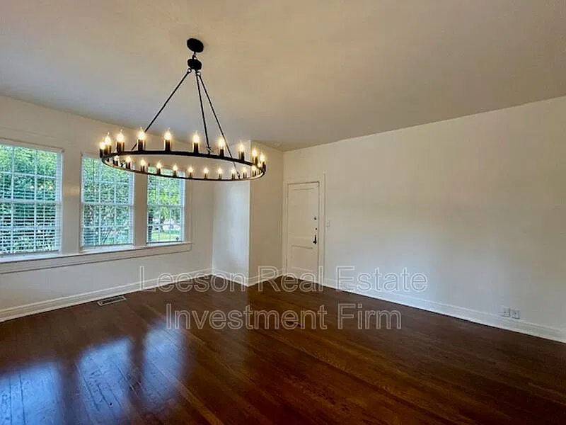 1 bed, 1.0 bath, 1200 sqft, $1,200 — Photo 3