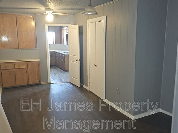 3rd image of 217 N Wilson Ave E