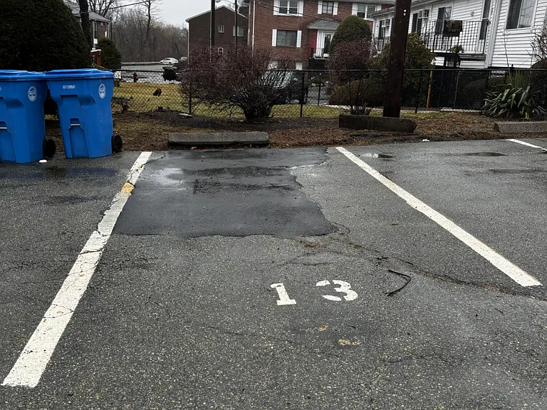 172 River St #B4 — Photo 12