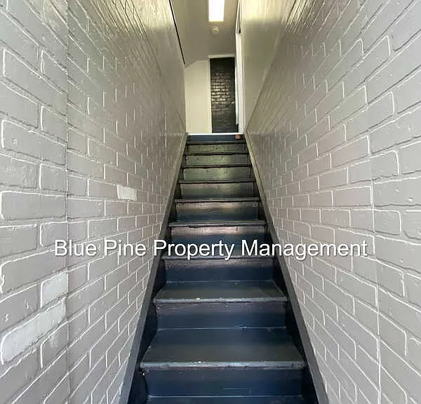 306 Lawton St #1 — Photo 11