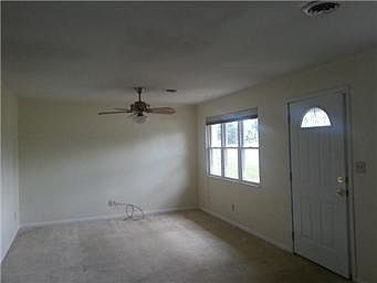 3rd image of 502 Jefferson St