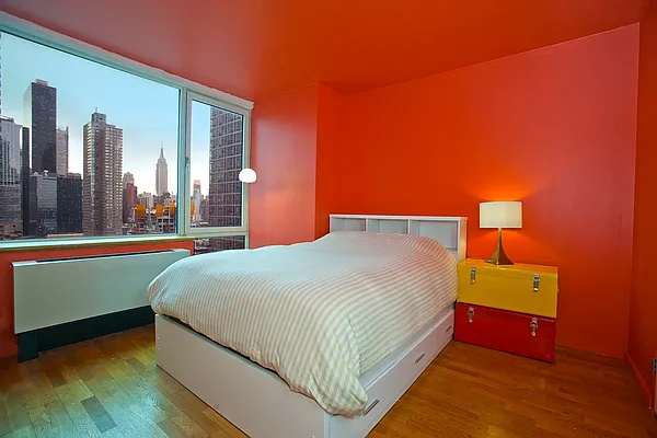 Rented by BLU Real Estate | media 7