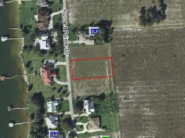 729 Sunset Pointe Dr, Lake Placid, FL 33852