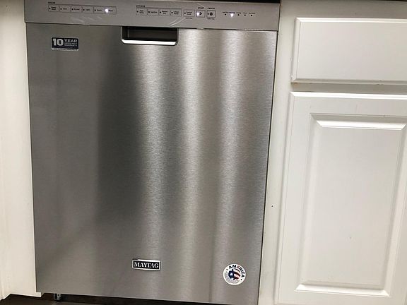 4th image of 269 Sumba Ct