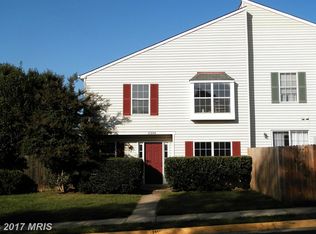 6104A Hoskins Hollow Cir #A, Centreville, VA 20121