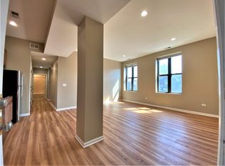 3218 N Sheffield Ave #5, Chicago, IL 60657
