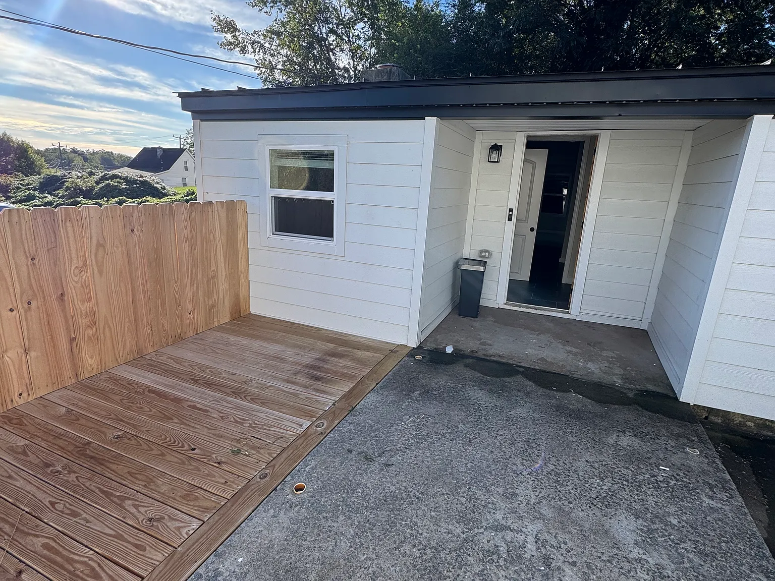 2 bed, 1400 sqft, $2,400 — Photo 2