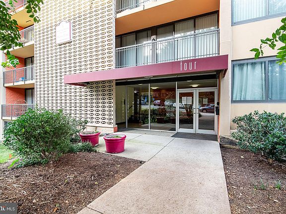 2nd image of 4 S Van Dorn St APT 302