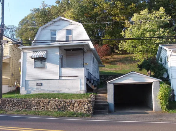 3090 S Main St, Hanover Township, PA 18706
