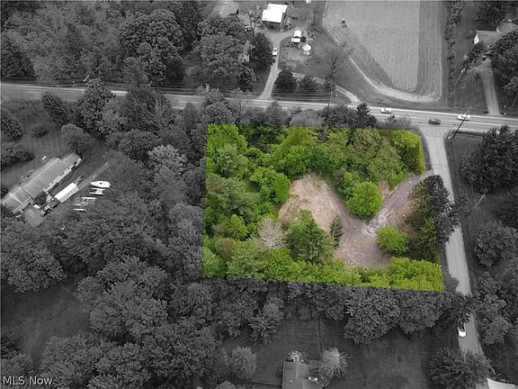 5th image of 8460 Ridgewood Ln