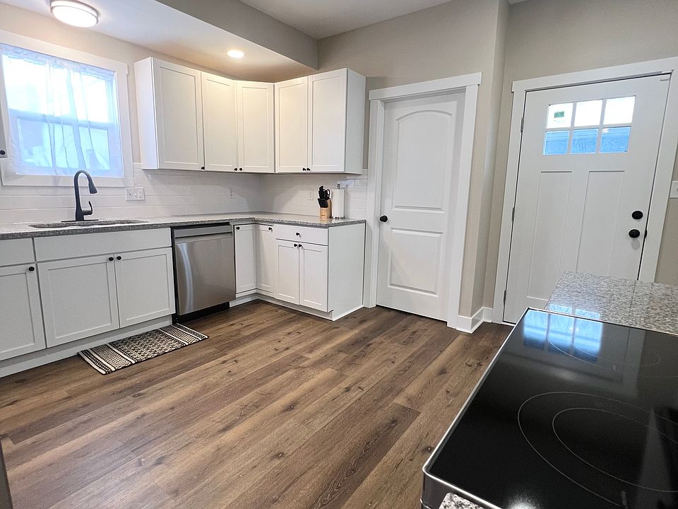 1st image of 437 E Terrace Ave