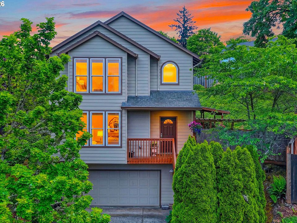 1st image of 15556 SW Oriole Ct
