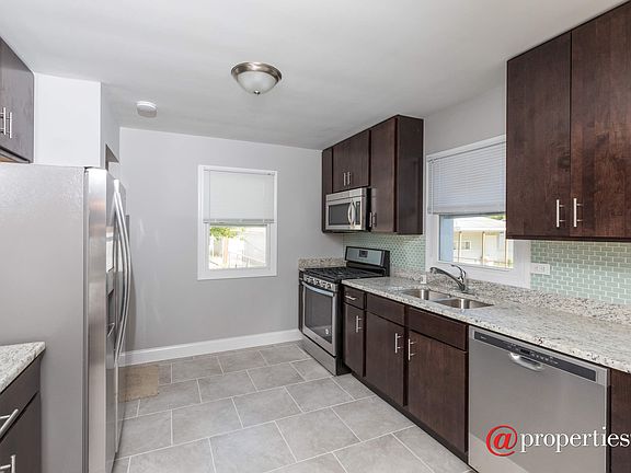 3rd image of 12341 S Elizabeth St