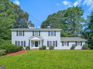 5717 Braddock Ct, Dunwoody, GA 30350