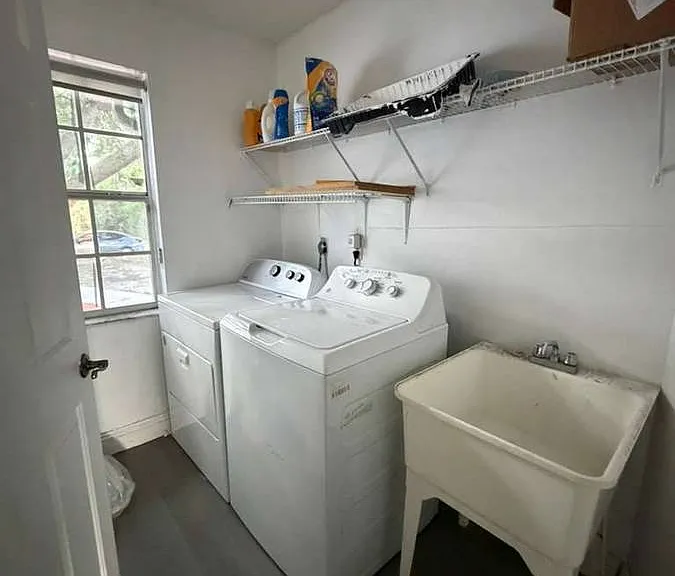 1301 Baca Ave NW — Photo 5