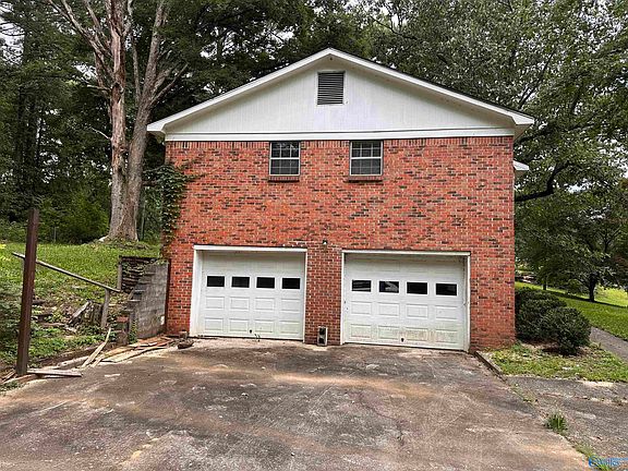 3rd image of 79 Lemmond Cir