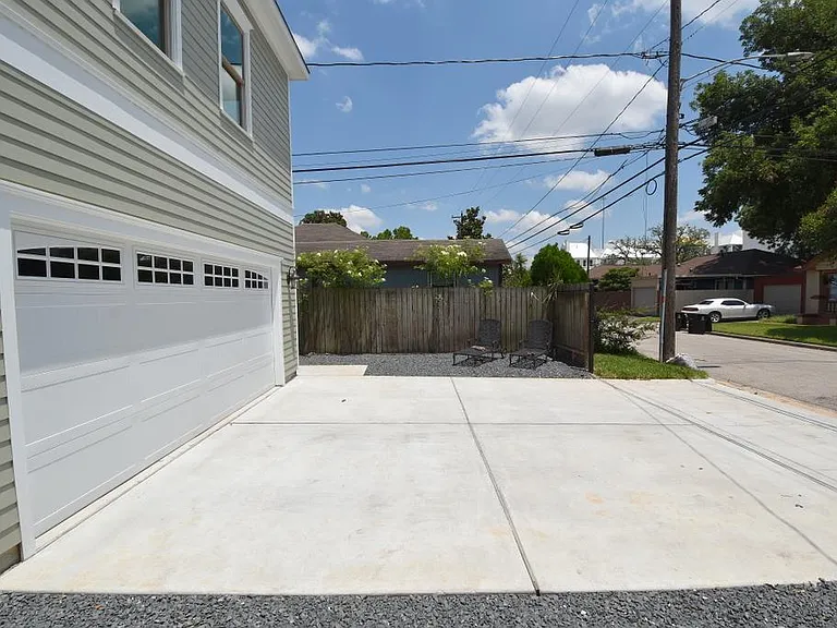 119 E 26th A Houston #A — Photo 19
