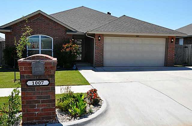 1st image of 1007 Cimarron Creek Dr