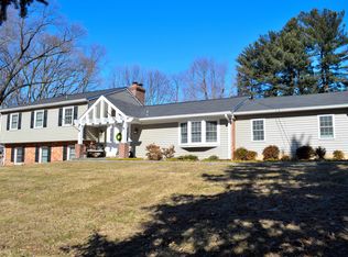 13013 Scarlet Oak Dr, Gaithersburg, MD 20878