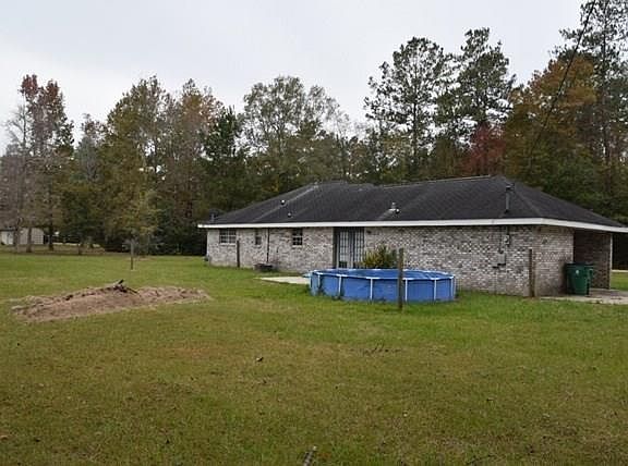 3rd image of 1422 Victoria St