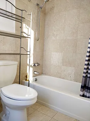 Rented by Voro, LLC | media 14