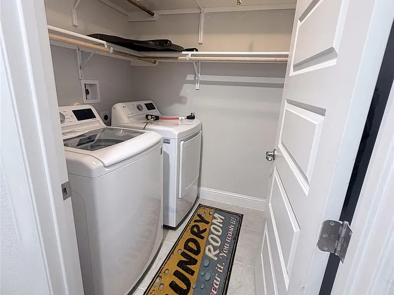 2332 Base Burner Path — Photo 15