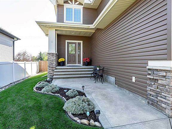 4th image of 12 W Edina Close