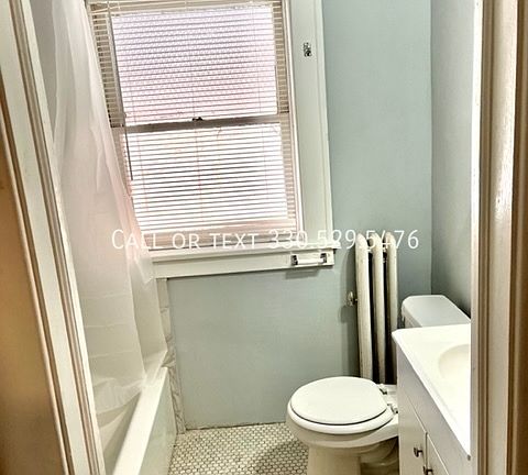 4th image of 12015 Clifton Blvd #17