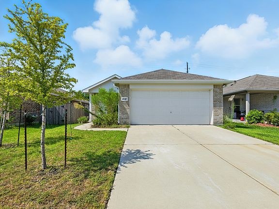 2nd image of 4347 Palmetto Grove Ln