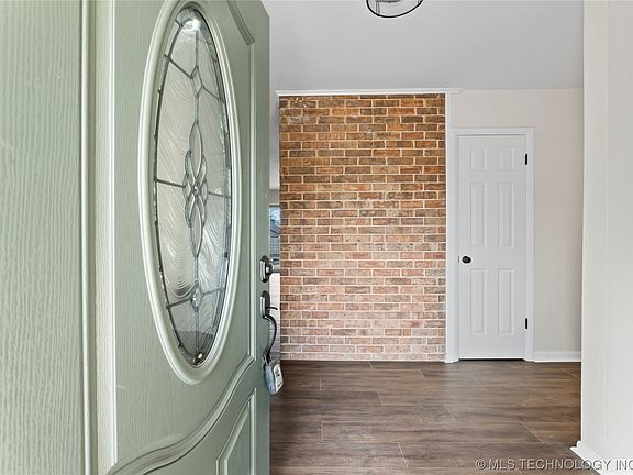 3rd image of 6106 S Kingston Ave
