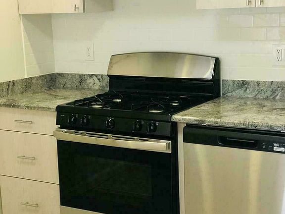 5th image of 71-11 110th St #1