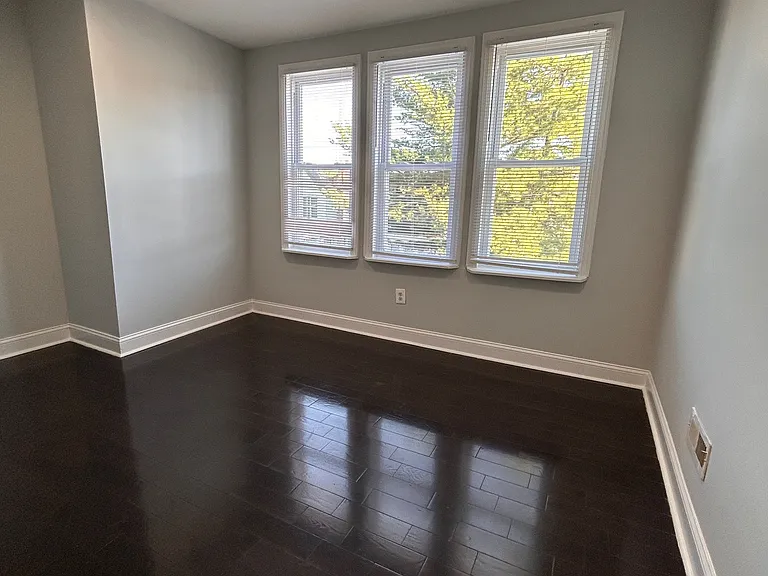 5223 Euclid St — Photo 18