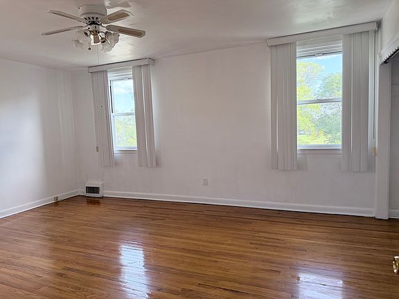 5th image of 2406 Shelmire Ave